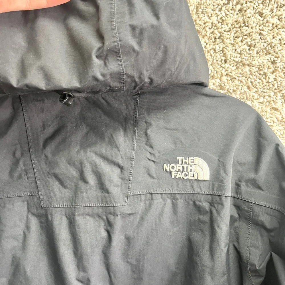 The North Face Rain Jacket Men's Medium Black HyVent Waterproof Hooded Zip Up